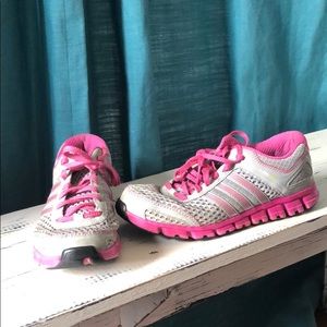 Adidas shoes 9 clima cool